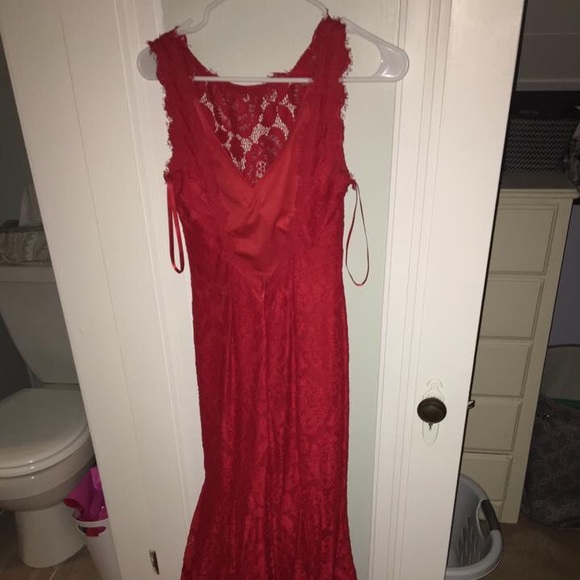 Red Floral Lace Prom Dress - Picture 2 of 6